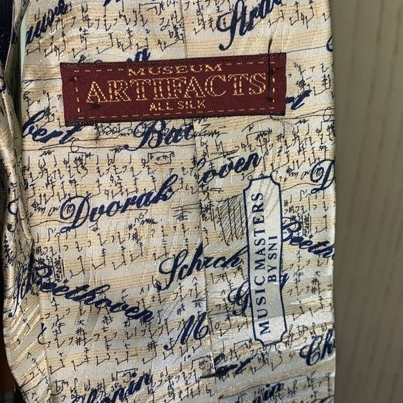 Music matters tie - Picture 7 of 7